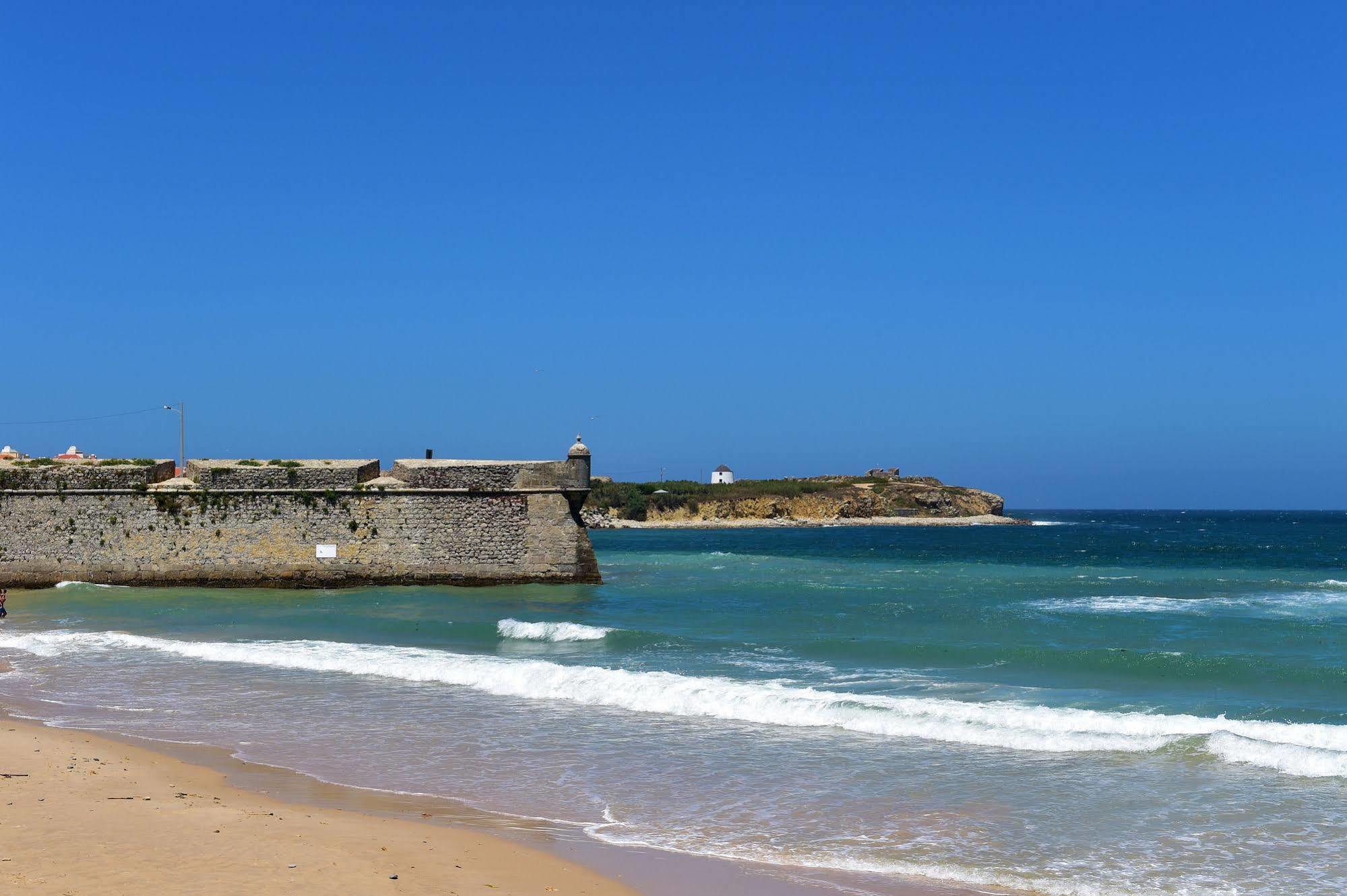 Mercearia D'Alegria Boutique B&B Peniche Exteriér fotografie